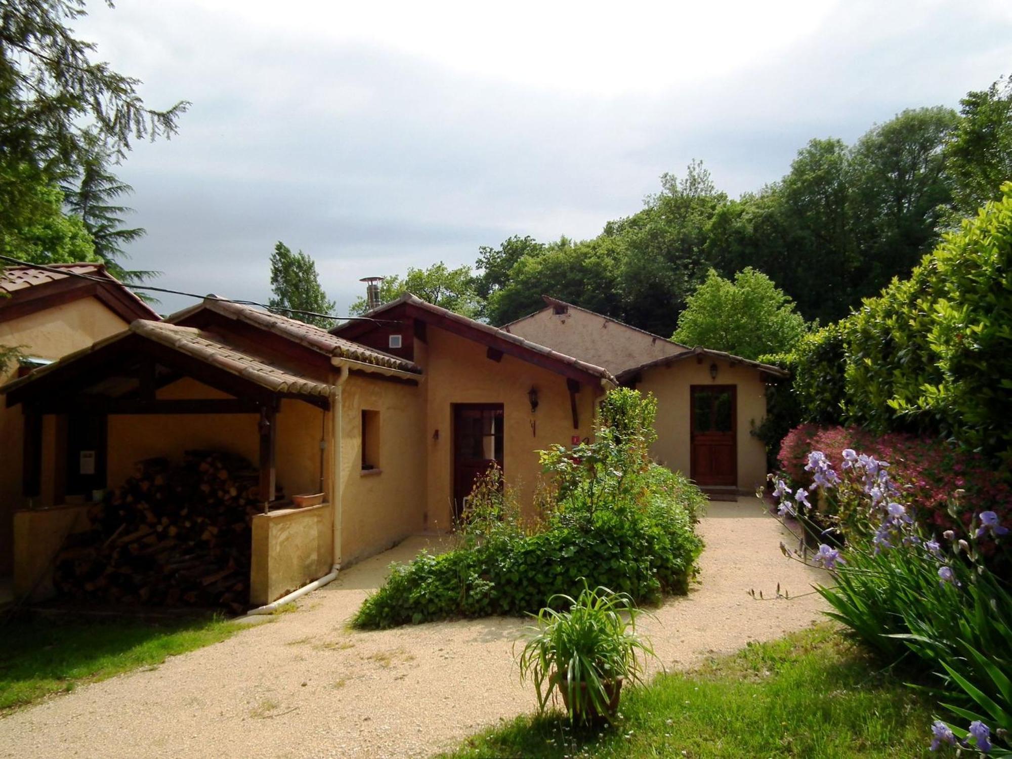 Вилла Domaine De Gavaudun Номер фото