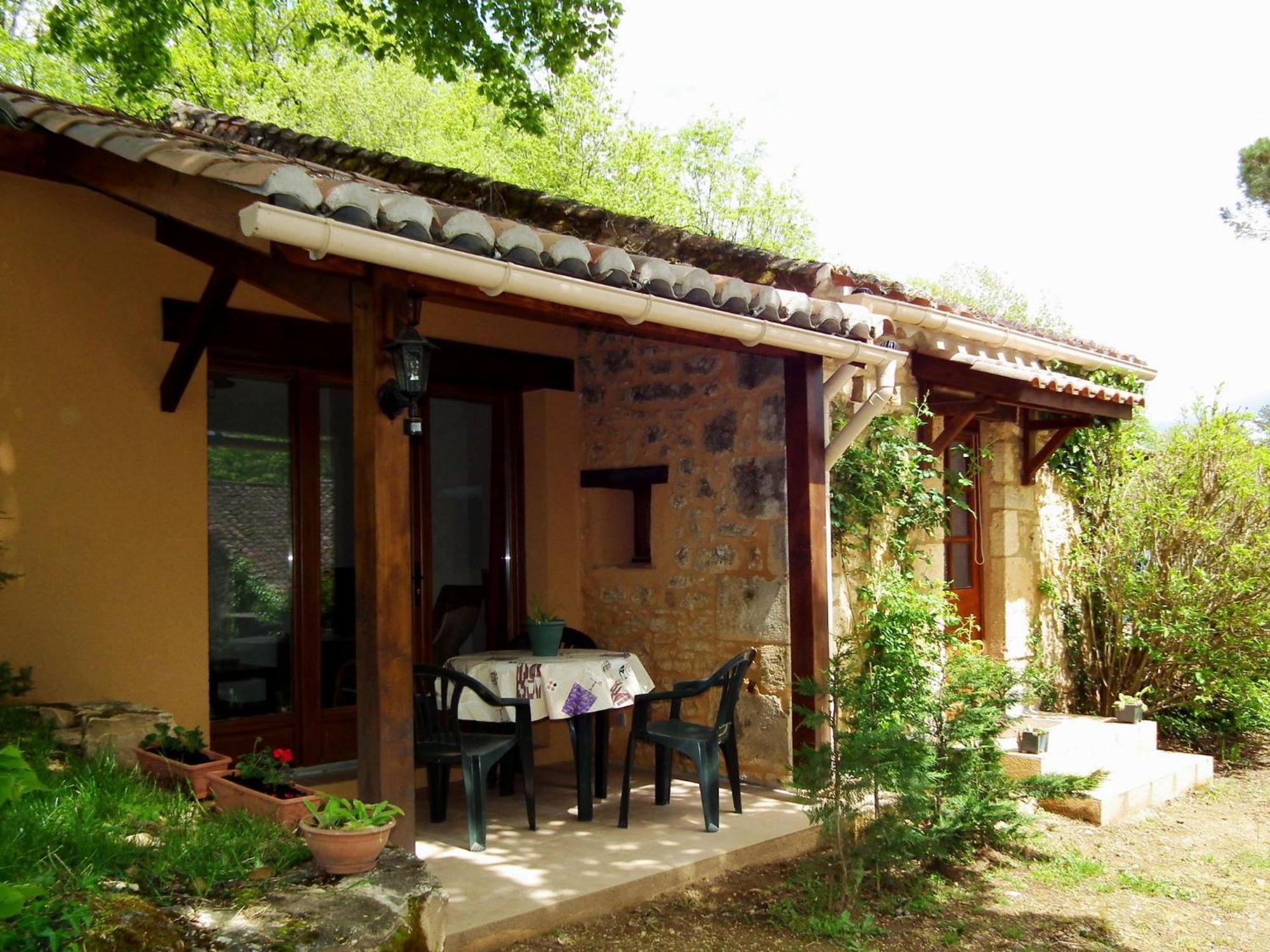Вилла Domaine De Gavaudun Номер фото